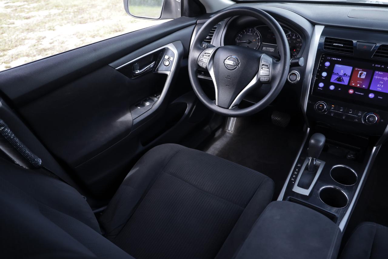 Nissan Altima  2014