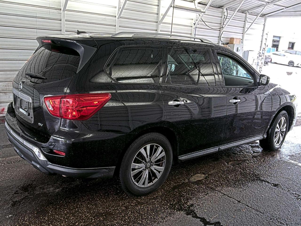 Nissan Pathfinder  2017