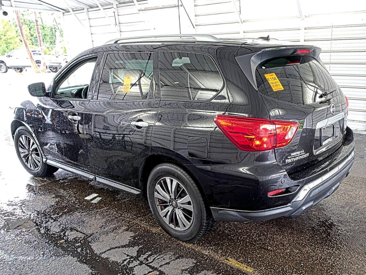 Nissan Pathfinder  2017