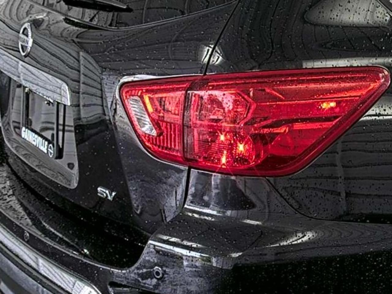 Nissan Pathfinder  2017