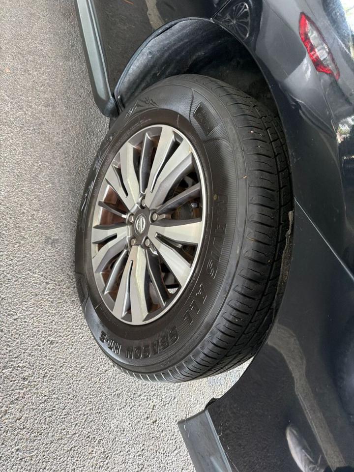 Nissan Pathfinder  2017