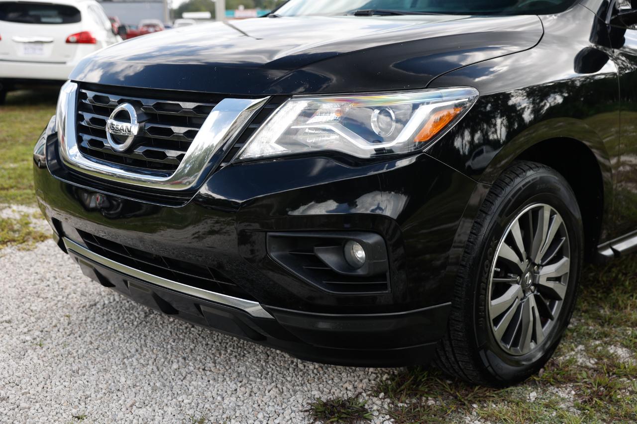 Nissan Pathfinder  2017