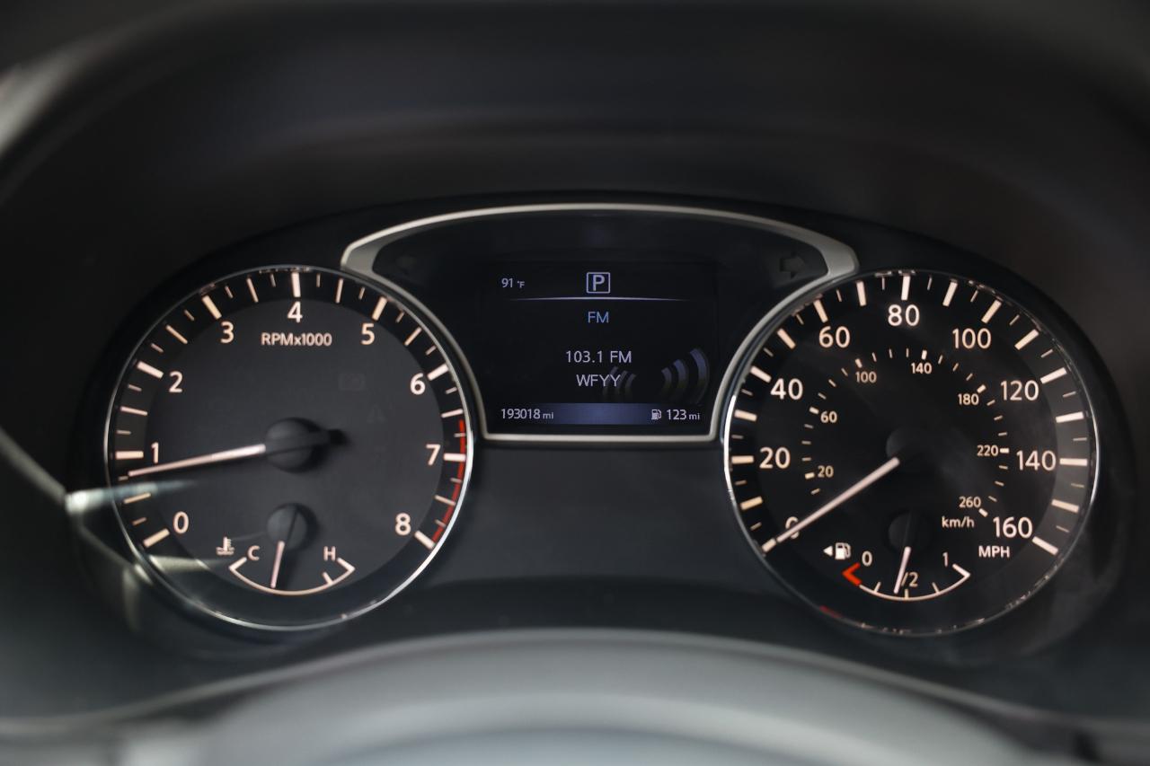 Nissan Pathfinder  2017
