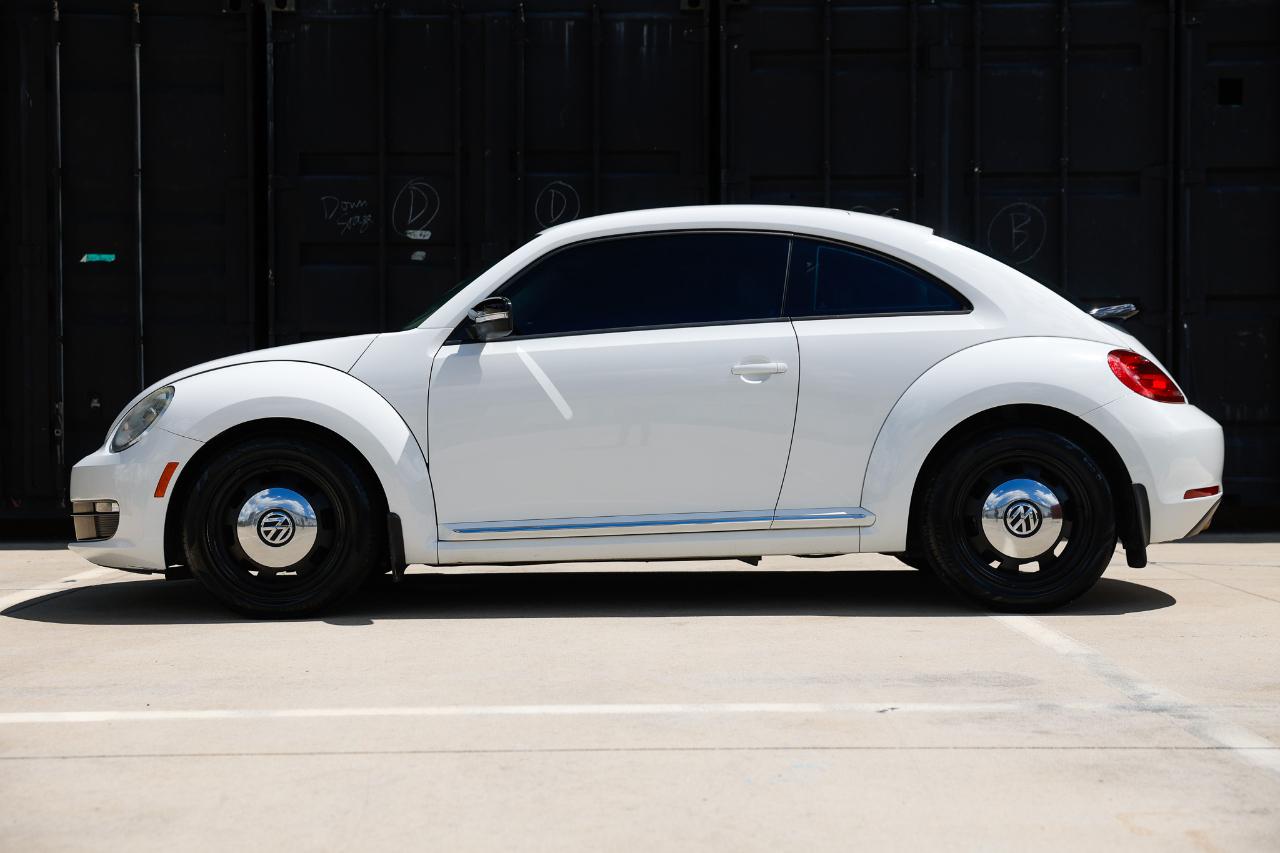 Volkswagen Beetle Coupe  2015