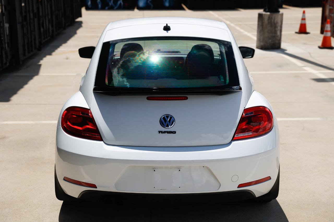 Volkswagen Beetle Coupe  2015
