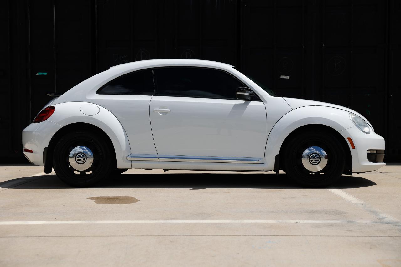 Volkswagen Beetle Coupe  2015