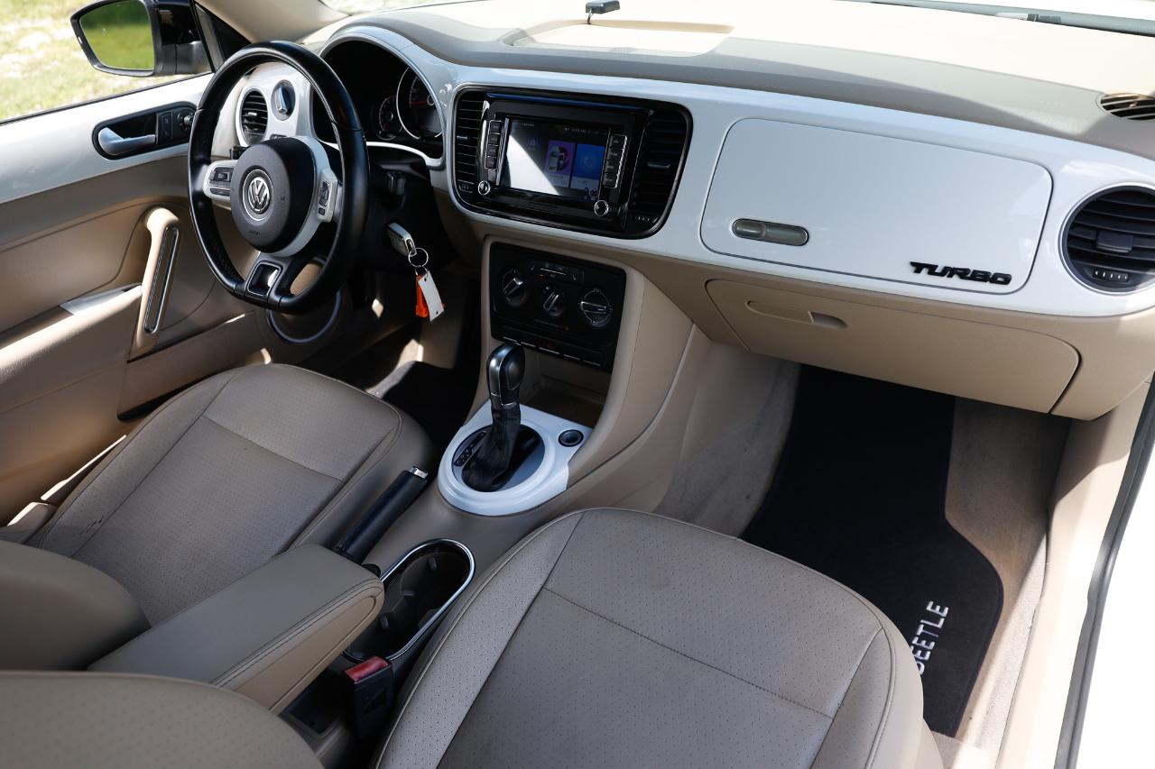 Volkswagen Beetle Coupe  2015