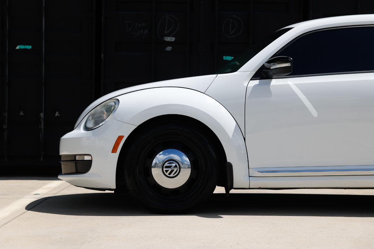 Volkswagen Beetle Coupe  2015