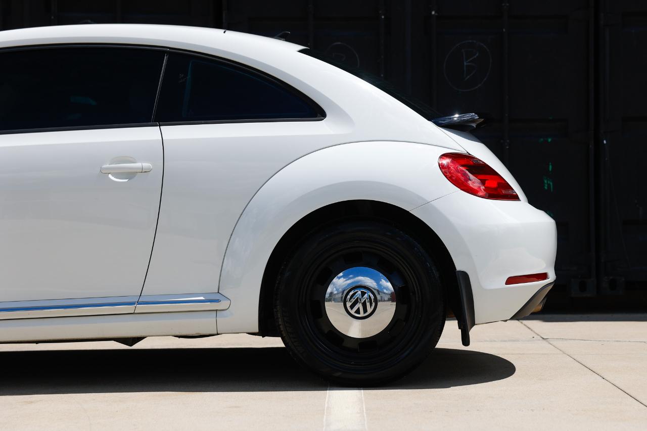 Volkswagen Beetle Coupe  2015