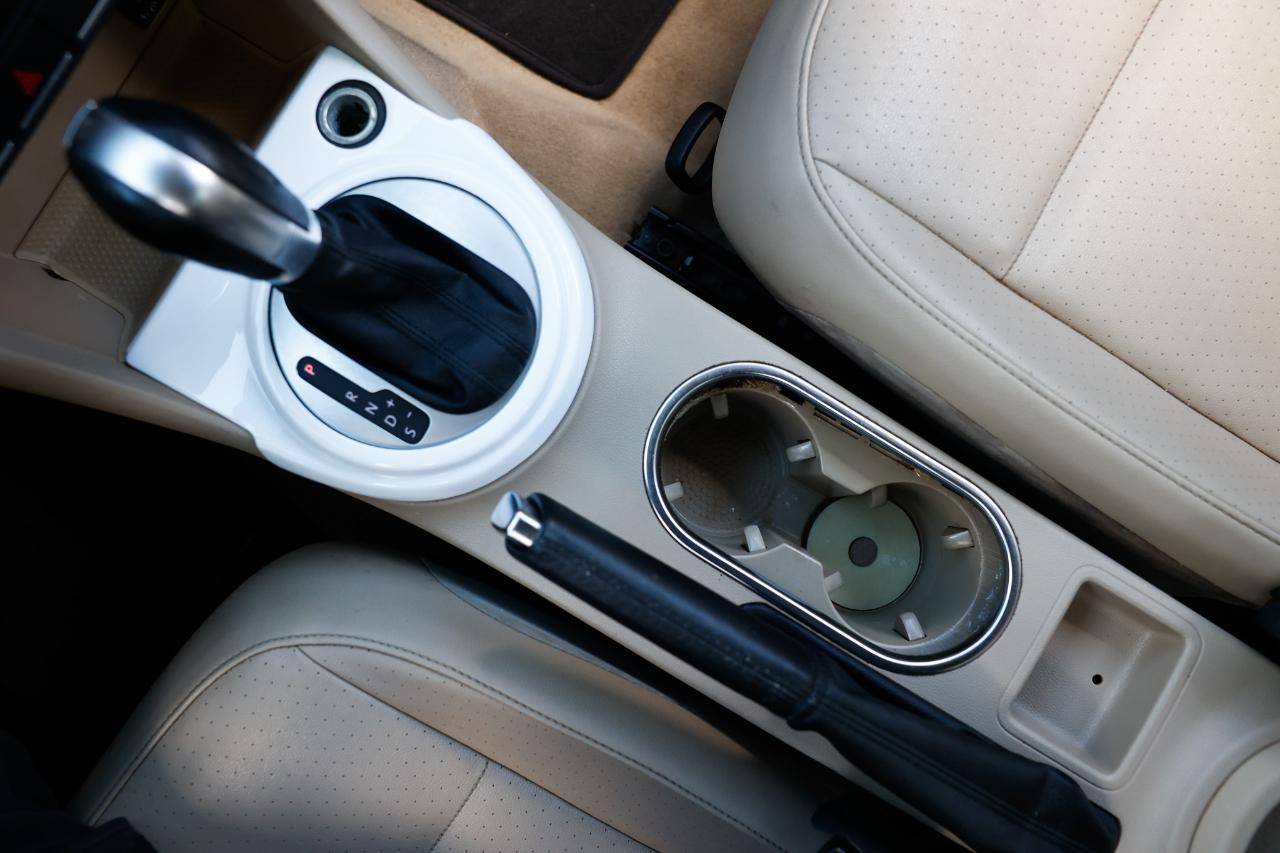 Volkswagen Beetle Coupe  2015