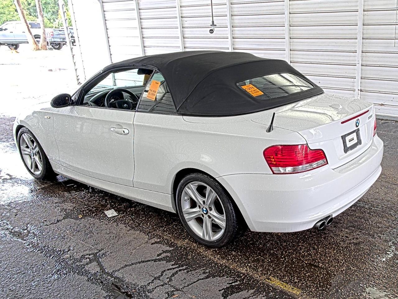 BMW 1 Series  2009