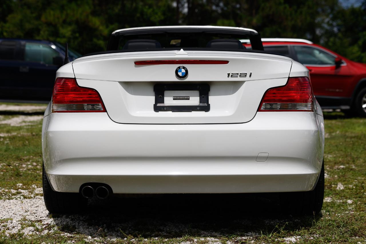 BMW 1 Series  2009