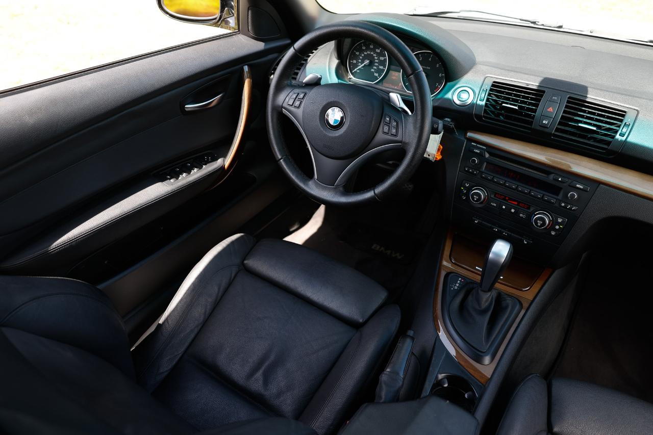 BMW 1 Series  2009