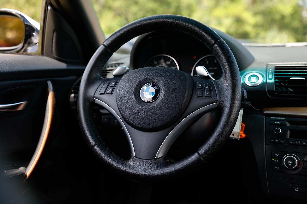 BMW 1 Series  2009