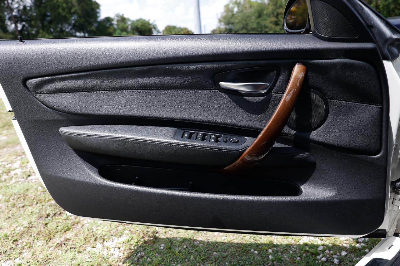 BMW 1 Series  2009