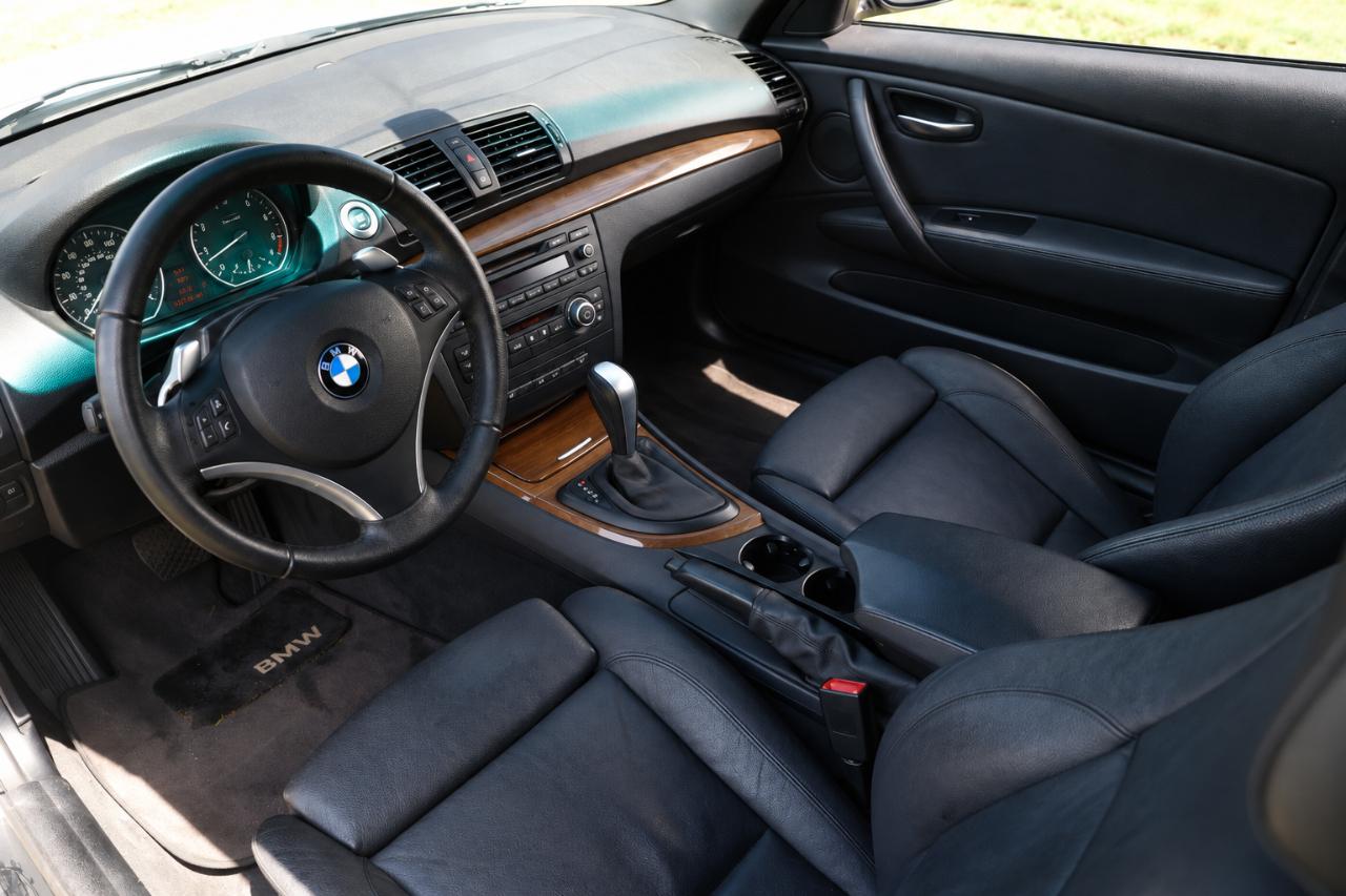 BMW 1 Series  2009