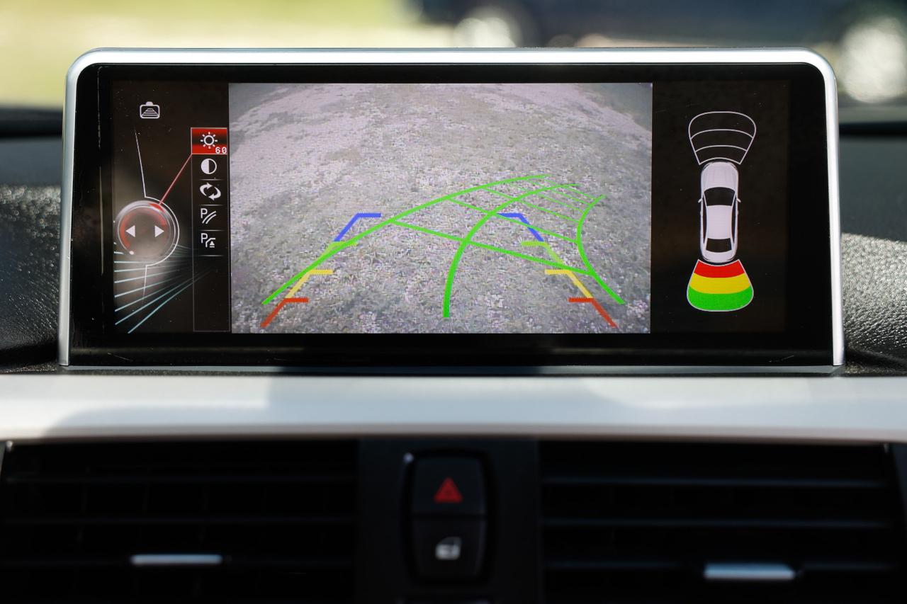 BMW 3 Series  2015