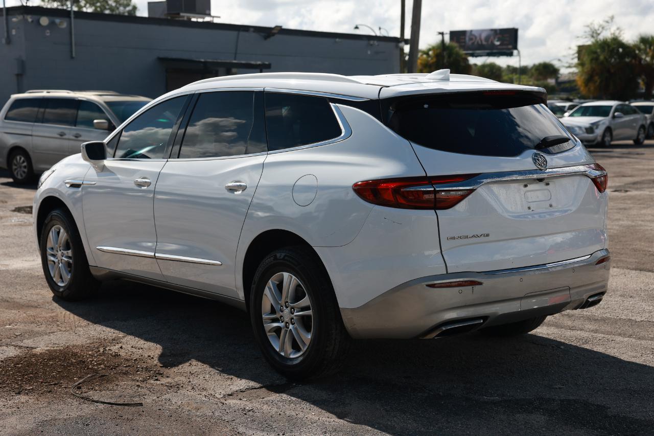 Buick Enclave photo 5