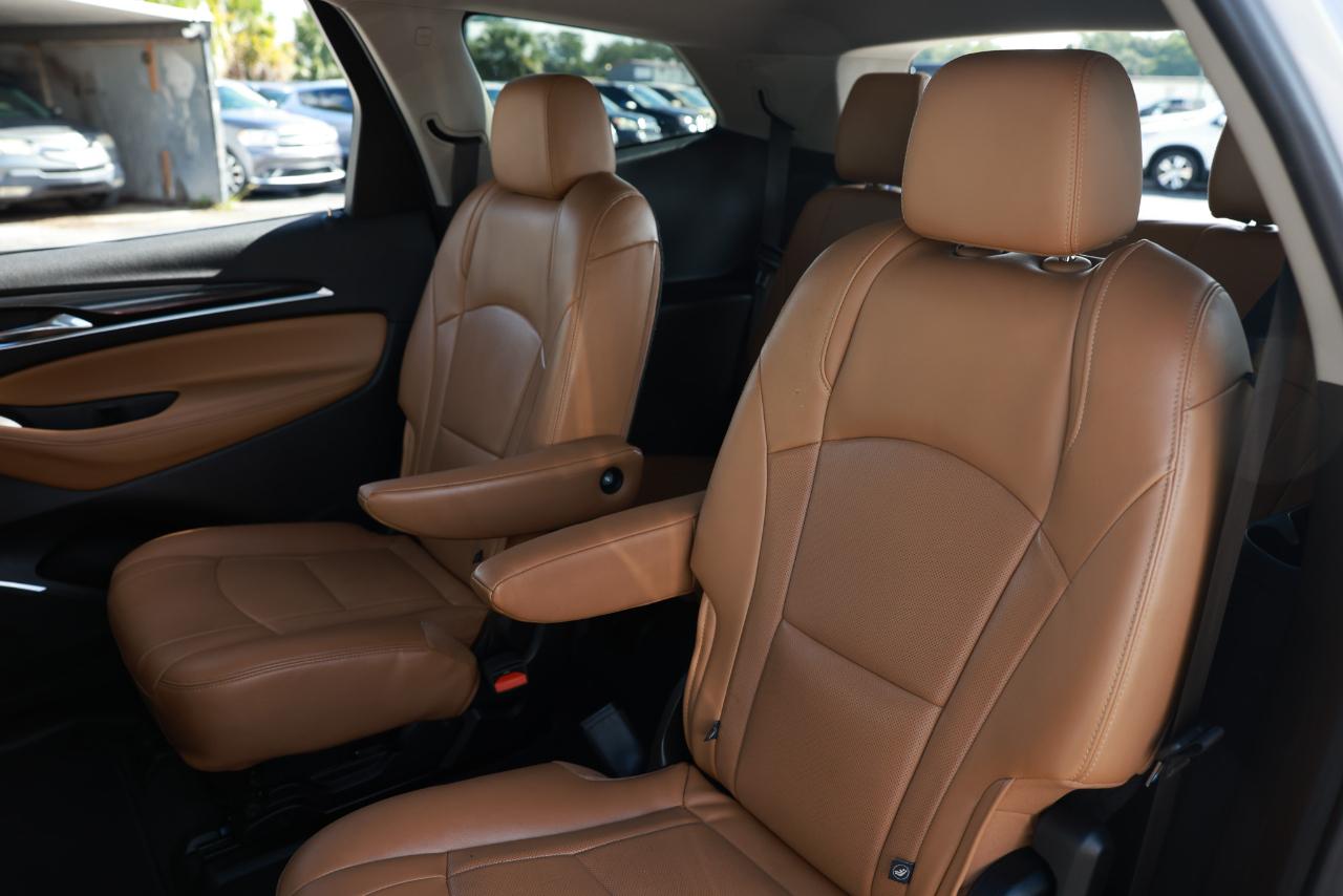 Buick Enclave photo 8