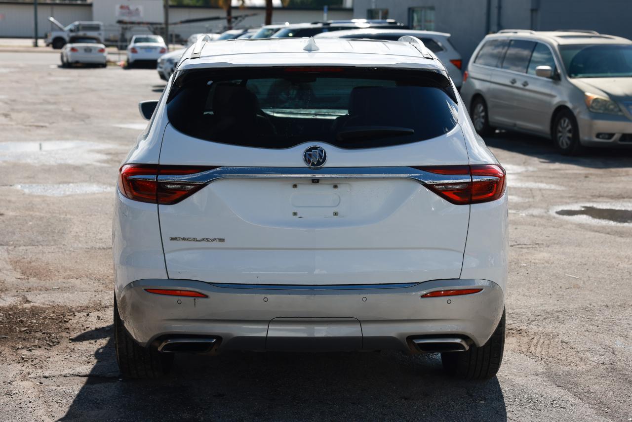 Buick Enclave photo 9