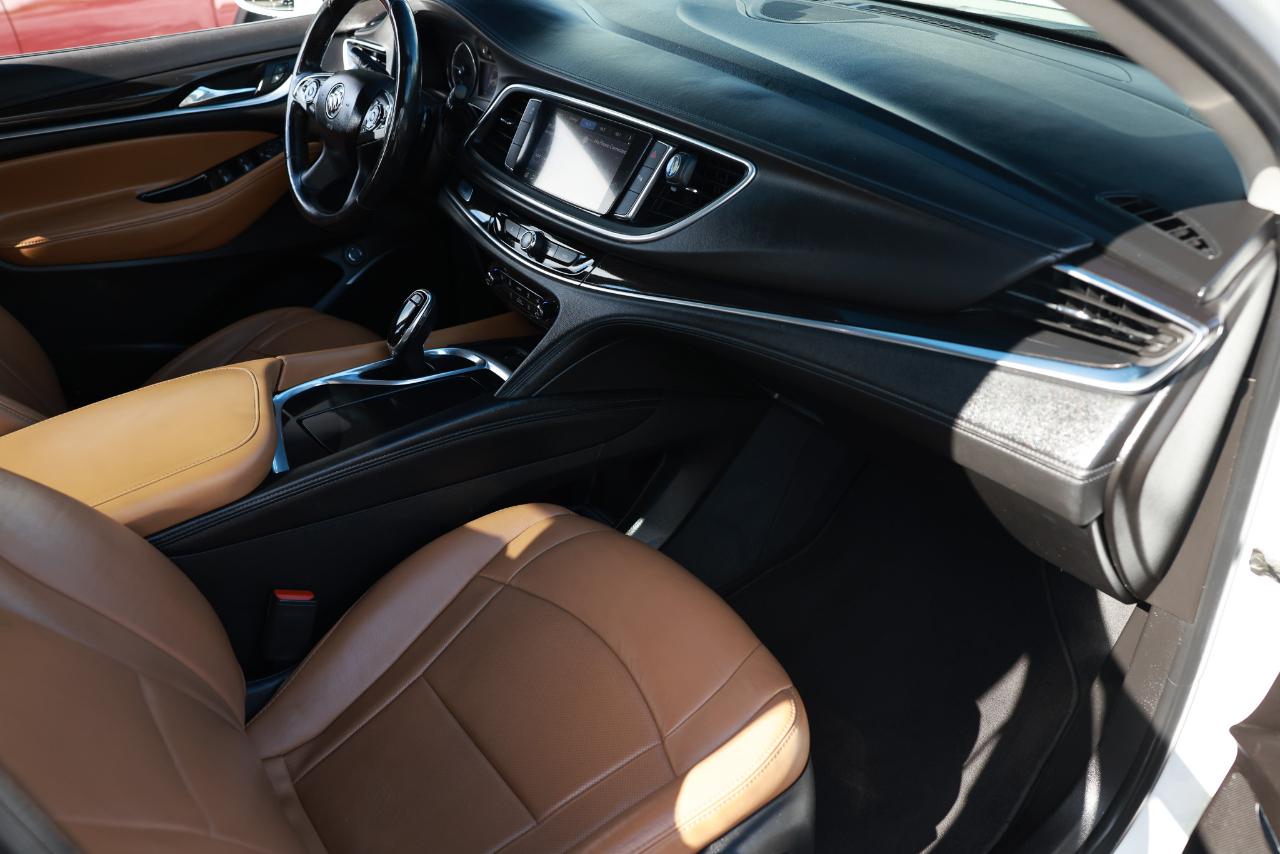 Buick Enclave photo 18