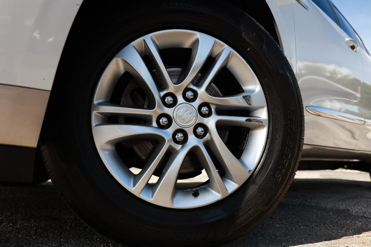 Buick Enclave photo 40