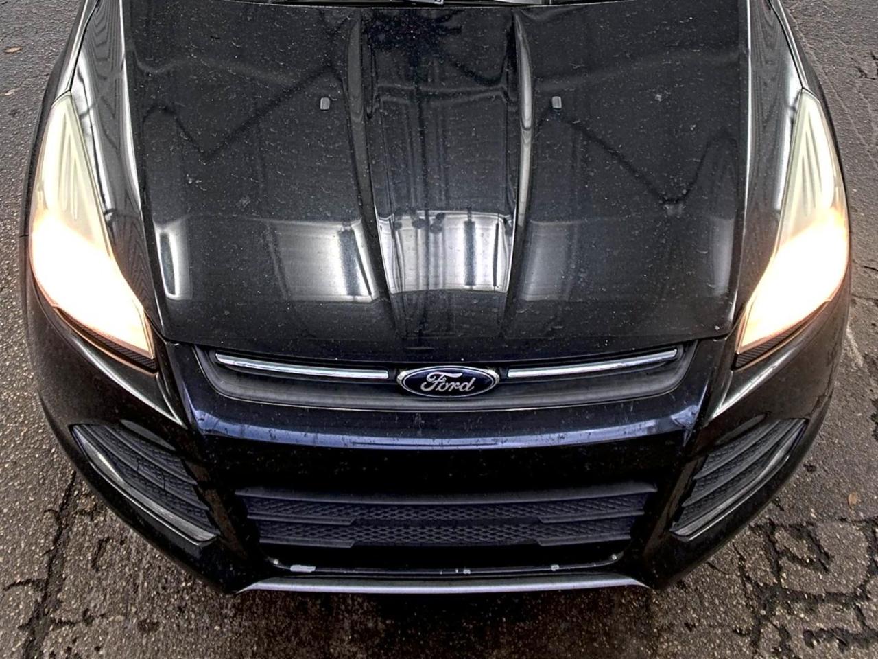 Ford Escape  2014