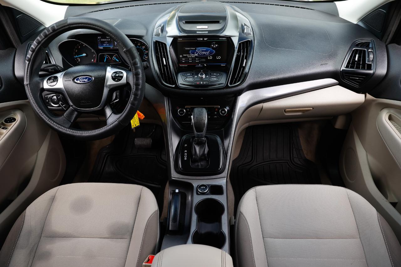 Ford Escape  2014
