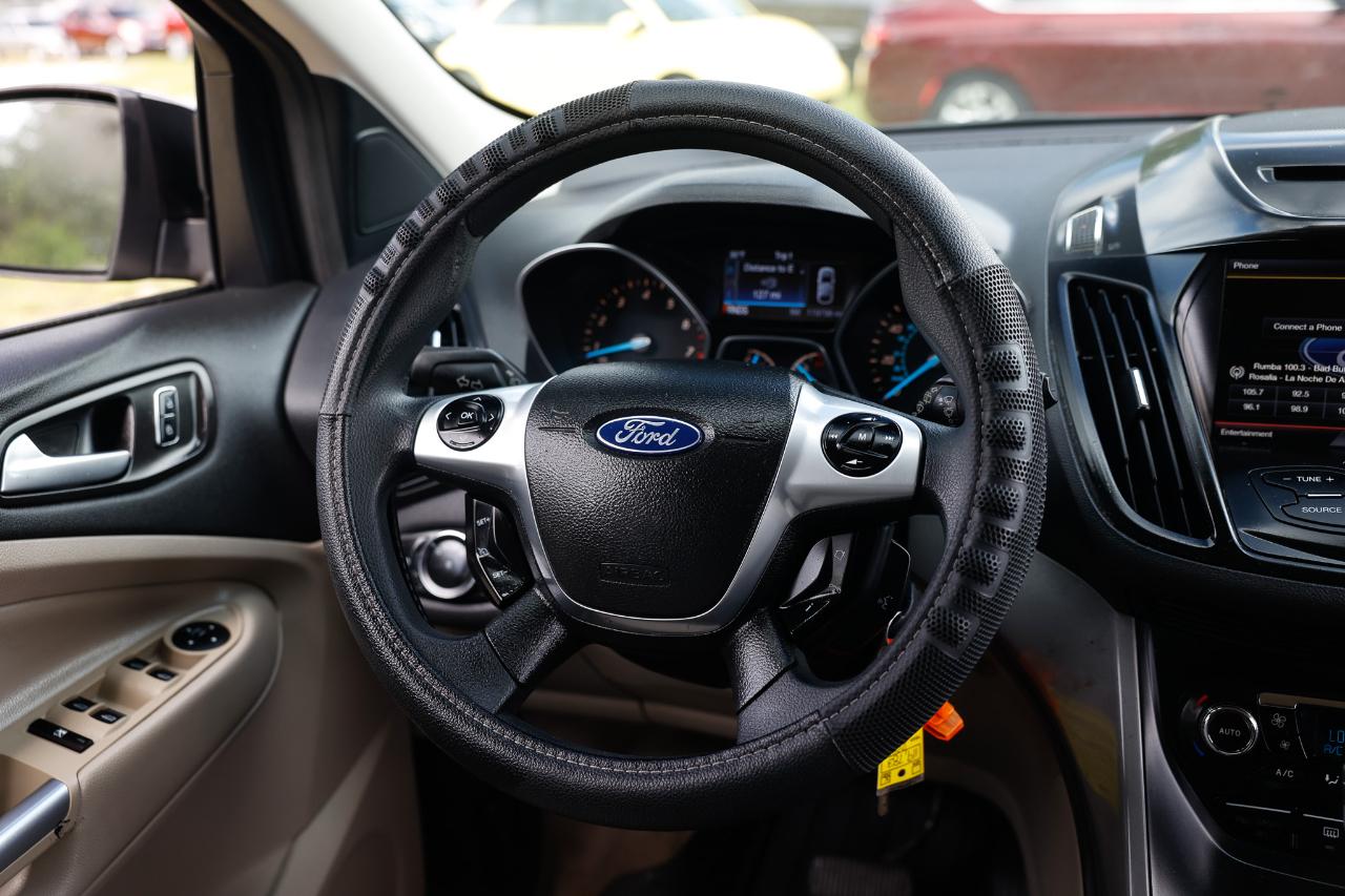 Ford Escape  2014