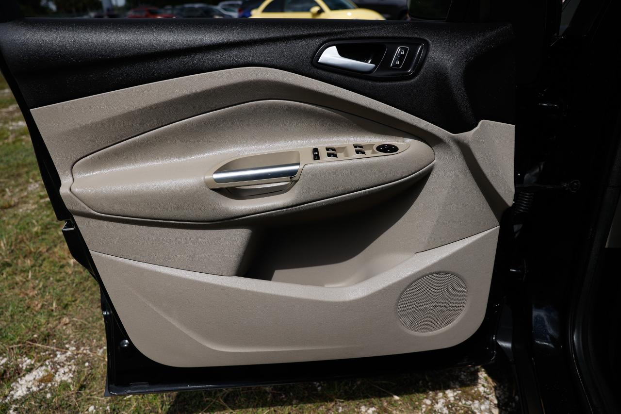 Ford Escape  2014