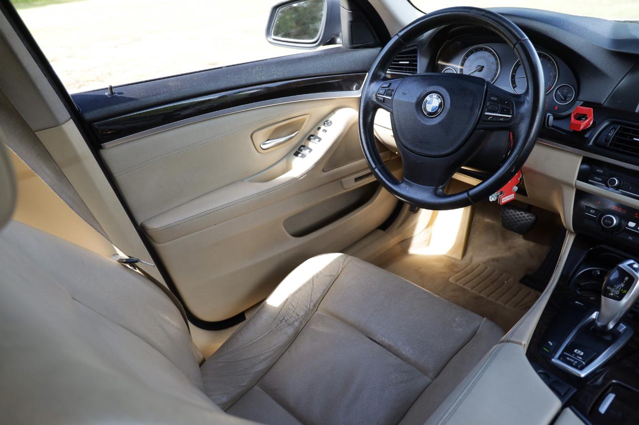 BMW 528i photo 20