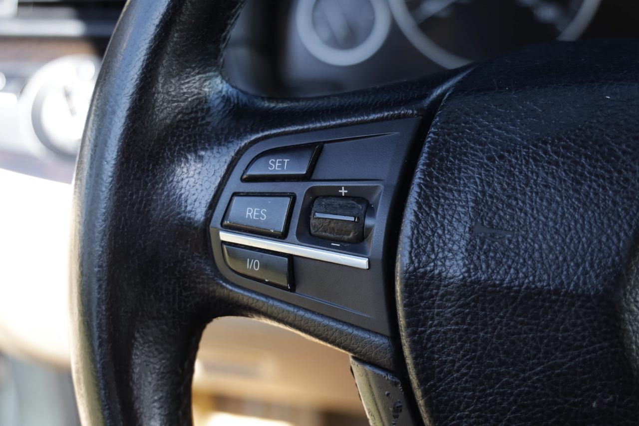 BMW 528i photo 25
