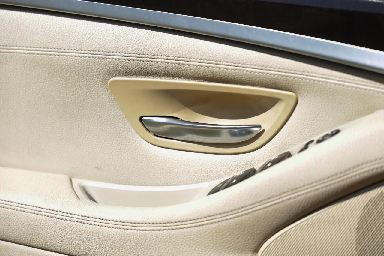 BMW 528i photo 40