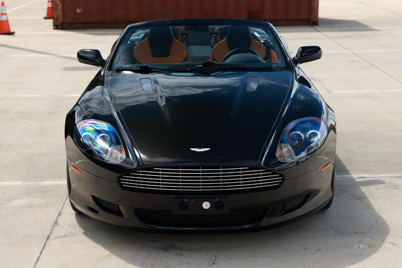 Aston Martin DB9  2006
