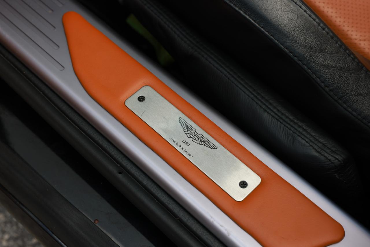 Aston Martin DB9  2006