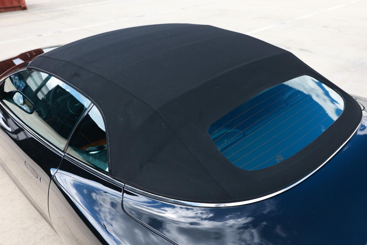 Aston Martin DB9  2006