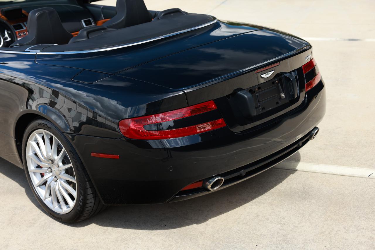 Aston Martin DB9  2006