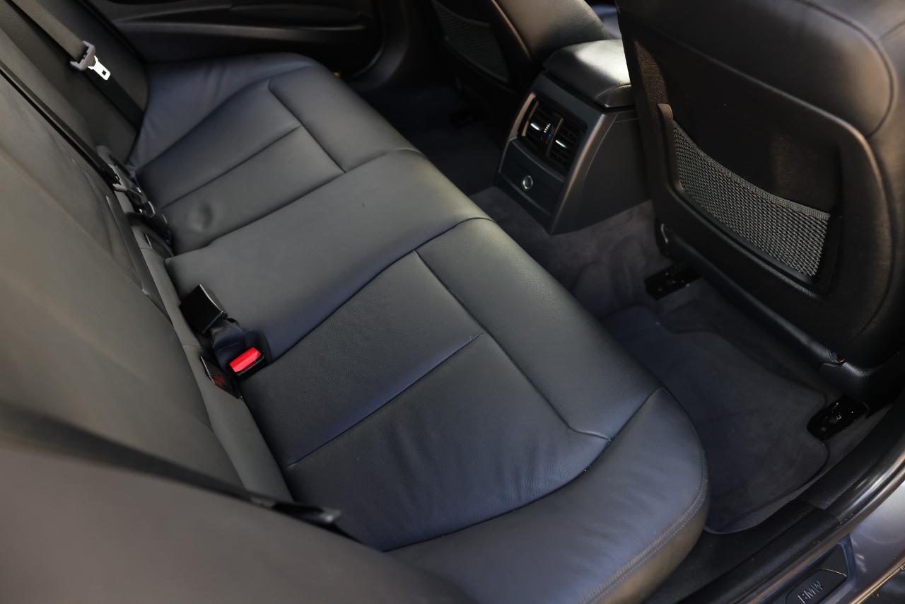 BMW 3 Series  2013