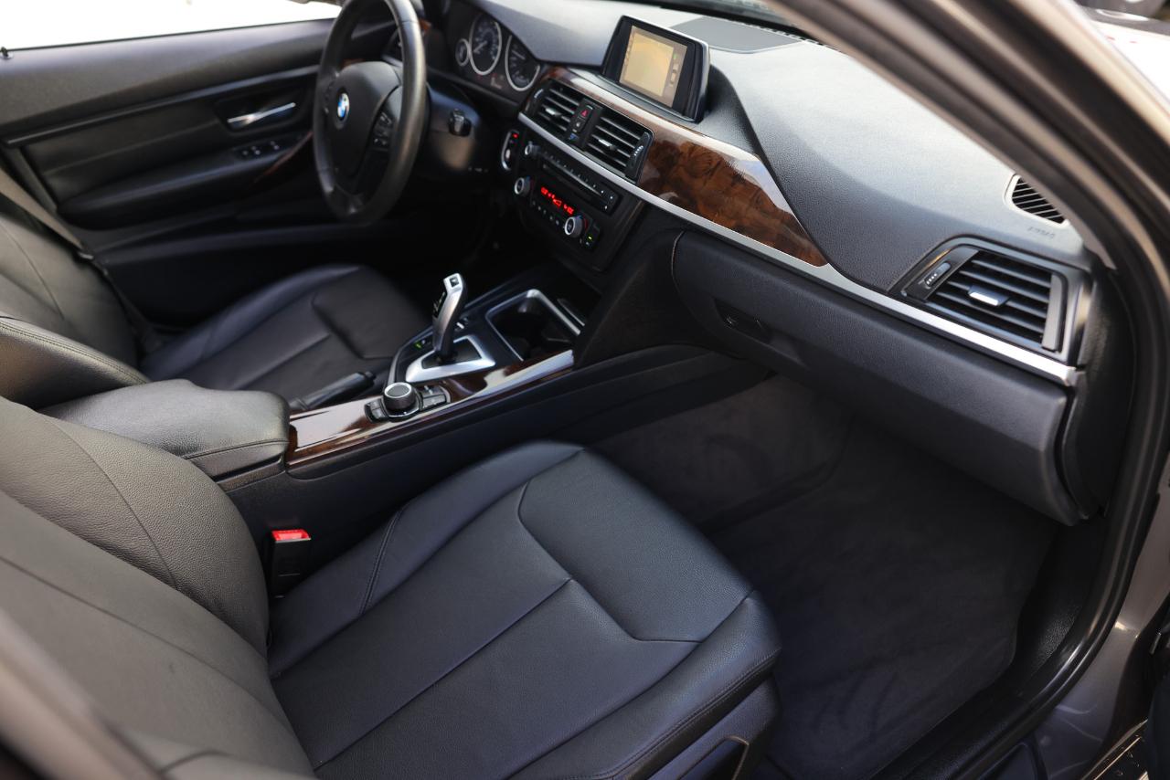 BMW 3 Series  2013