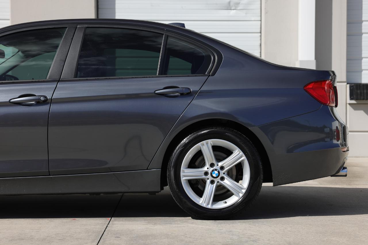BMW 3 Series  2013