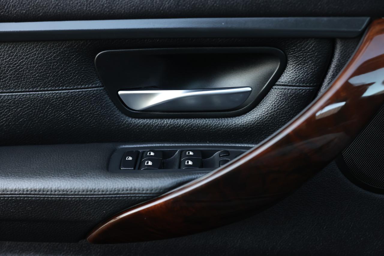 BMW 3 Series  2013