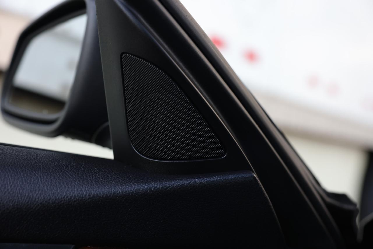 BMW 3 Series  2013