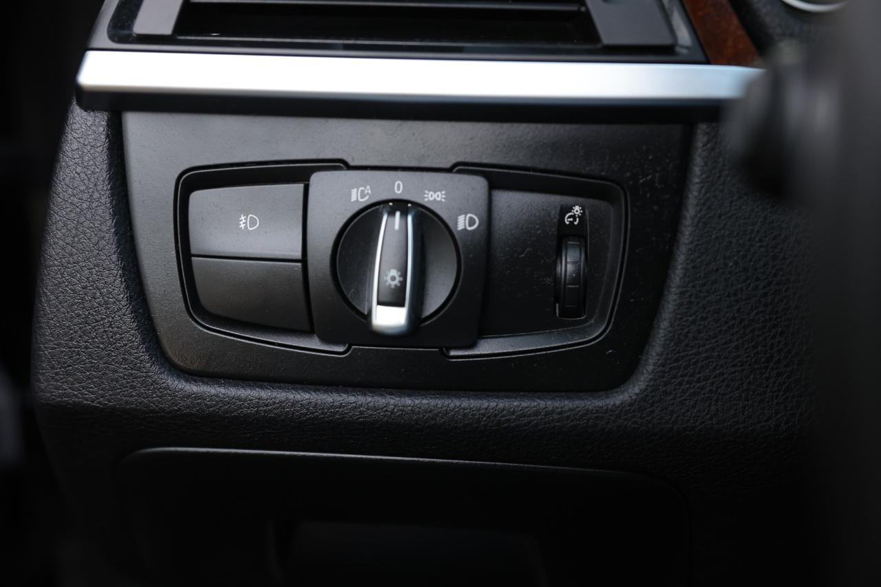 BMW 3 Series  2013