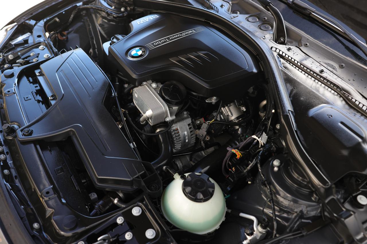 BMW 3 Series  2013