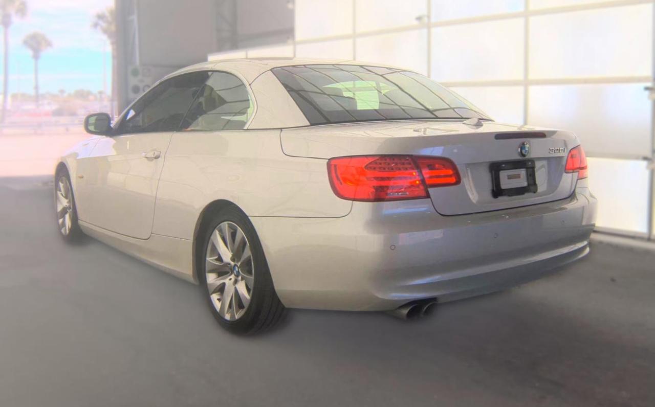 BMW 3 Series  2013