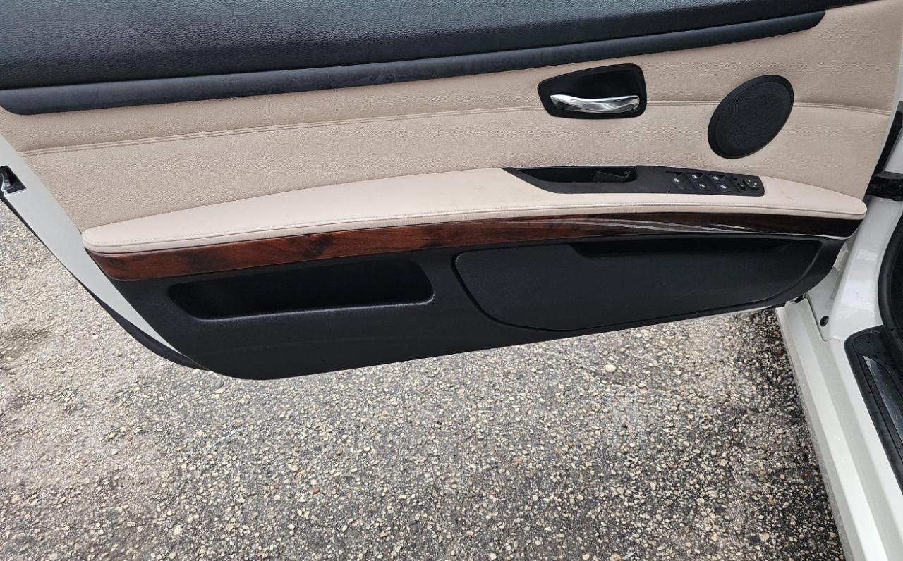 BMW 3 Series  2013