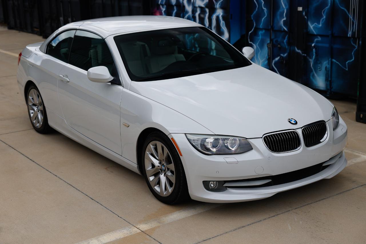 BMW 328i photo 15