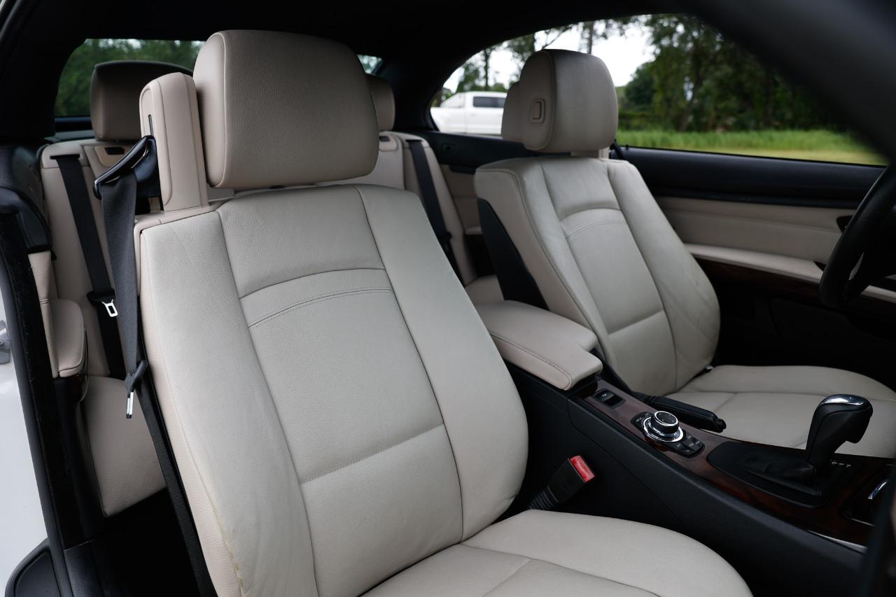 BMW 328i photo 16
