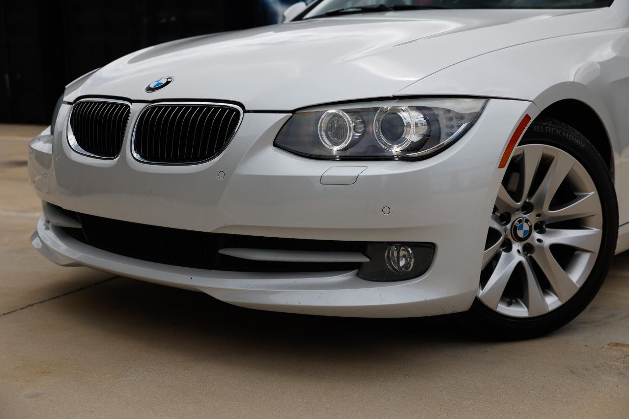BMW 328i photo 30
