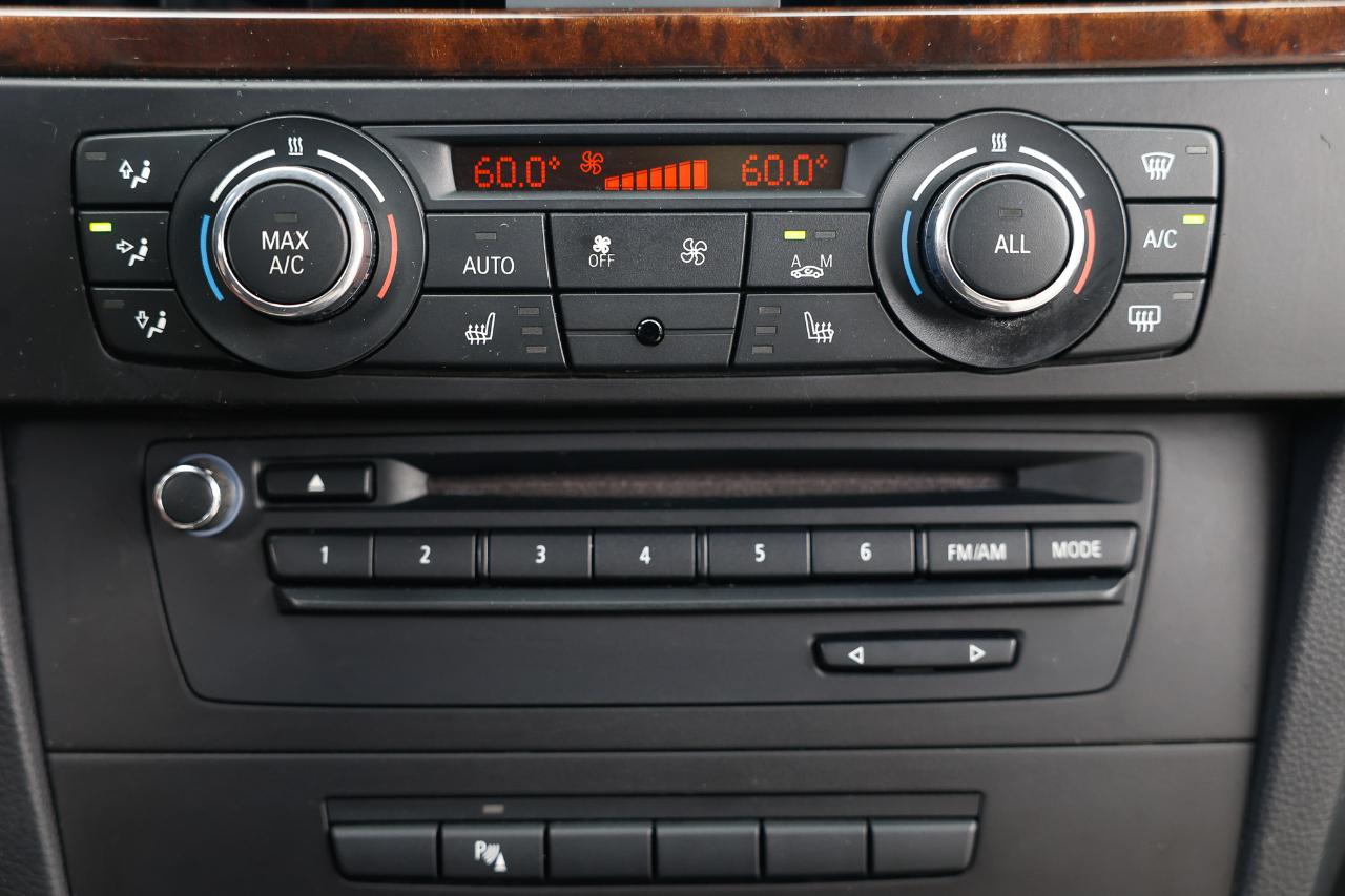 BMW 328i photo 31
